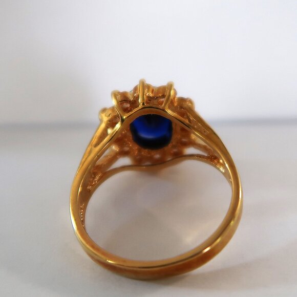 14K Gold GE Men's Ring with Large Blue Stone and White Accent Stones Size 8.75 - Picture 8 of 9